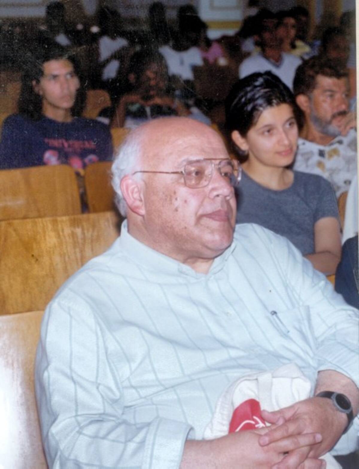 El escritor y cineasta Alberto Duque López.