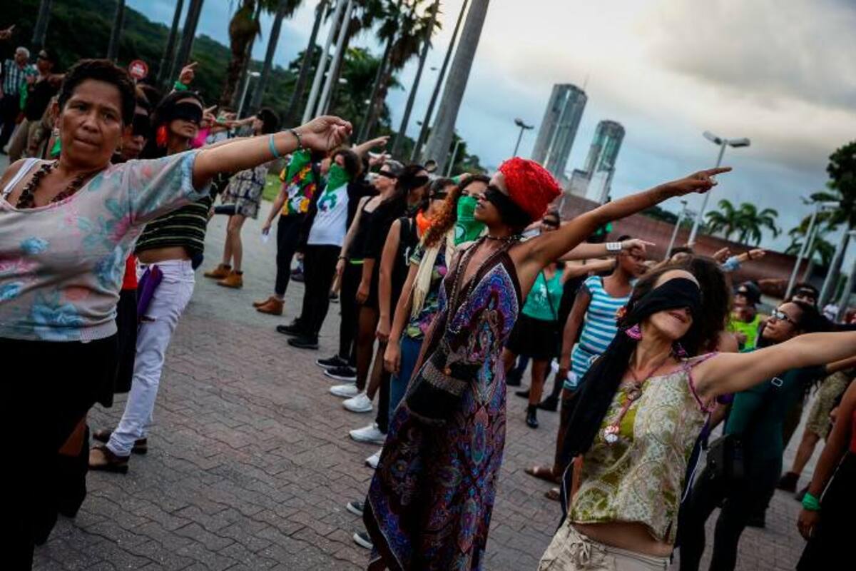 Feministas venezolanas se suman a protesta mundial “Un violador en tu camino”