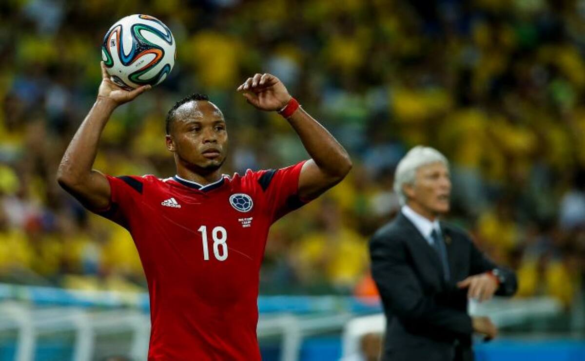 Juan Camilo Zúñiga volvió a jugar con Napoli. COLPRENSA
