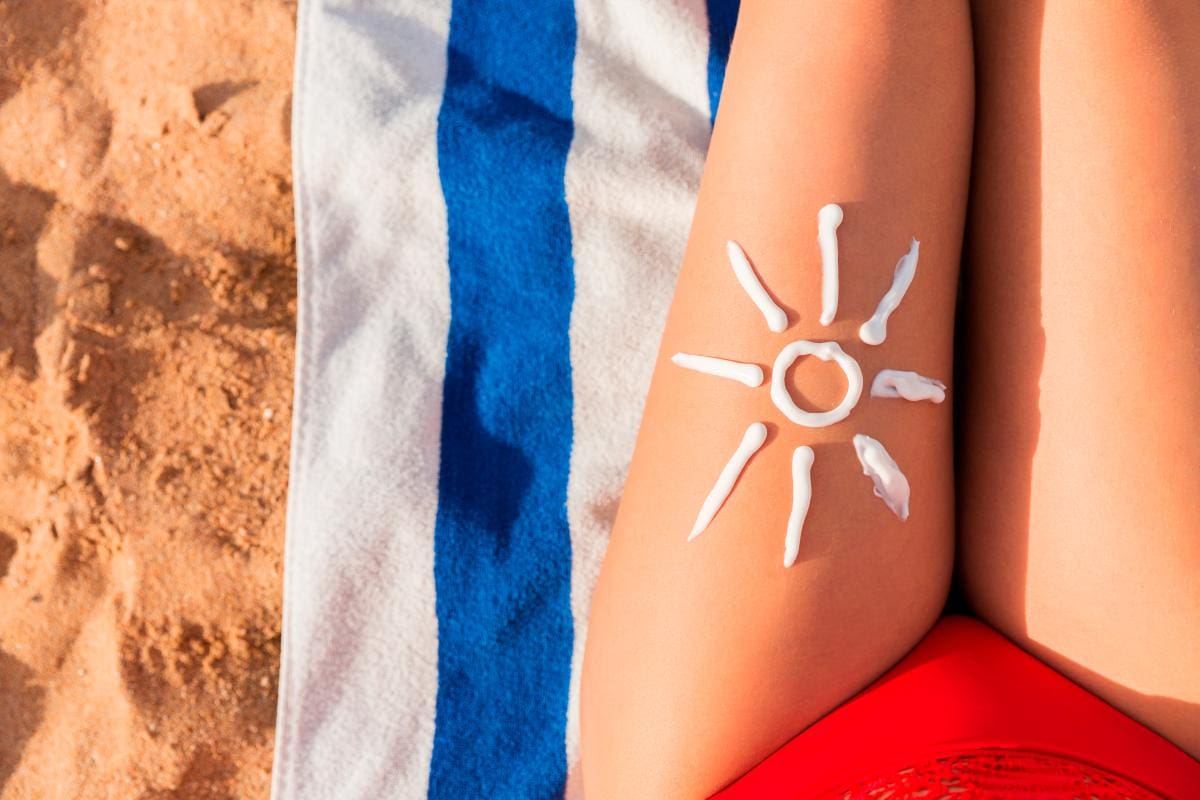Cáncer de piel, enfermedad para ponerle el lente en vacaciones