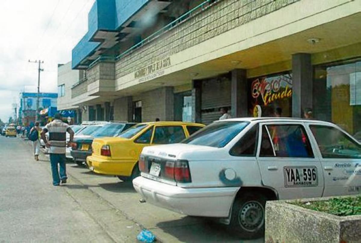 Terminales satélites en Montería.
