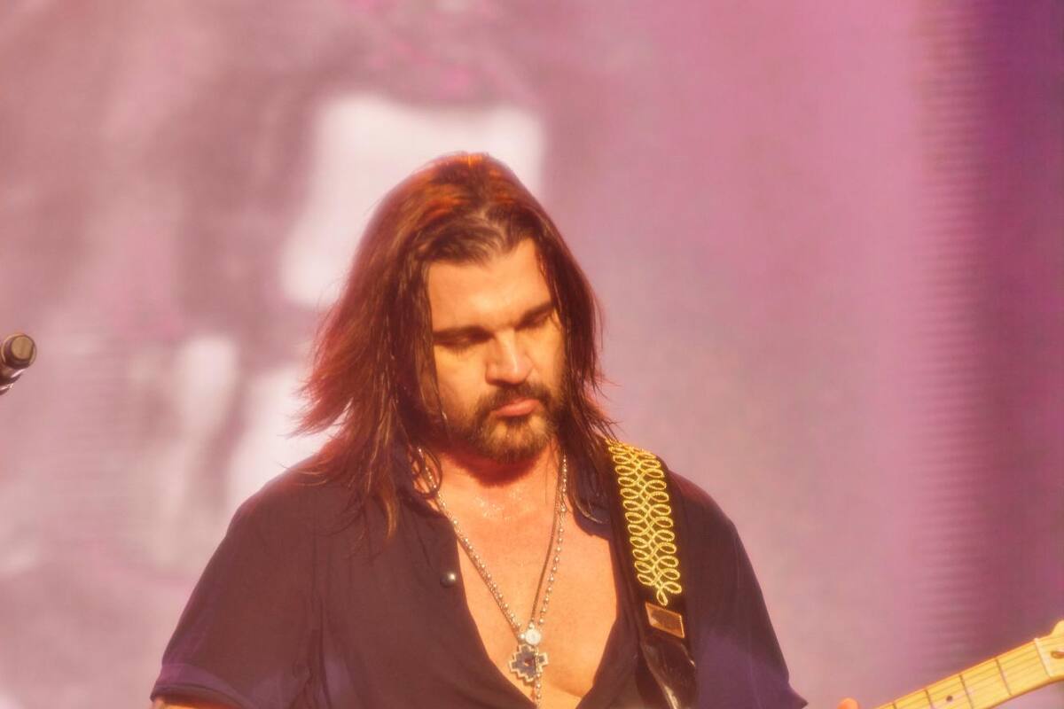 La vida de Juanes se expone en Hay Festival