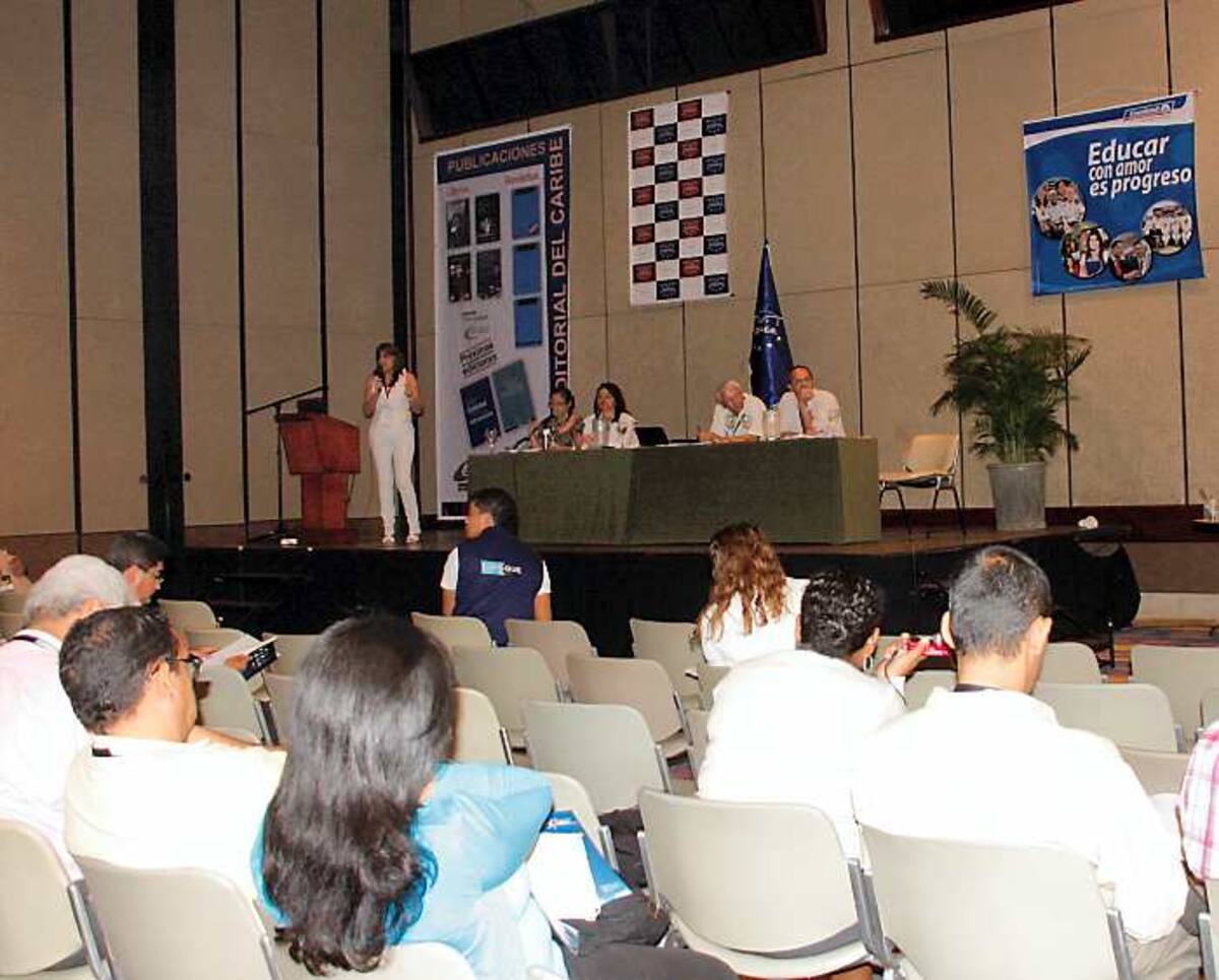 Hoy llega a su final el I Con-greso Iberoamericano y IV Nacional por una Educación de Calidad y el III Encuen-tro de Docentes Iberoameri-canos que se realizó durante tres días en Cartagena, en la que miles de participantes se hicieron presentes. Zenia Valdelamar/El Universal