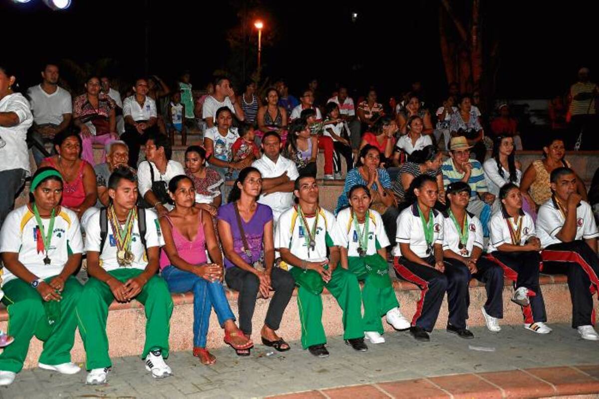 Los deportistas especiales de Córdoba ayer durante el lanzamiento de las olimpiadas Fides Regionales que se realizaran en el mes de julio en Montería. FOTOS: REDACCIÓN DIARIO EL UNIVERSAL