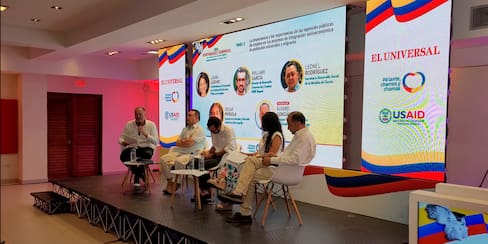 Foro en Cartagena aborda oportunidades económicas para migrantes venezolanos y colombianos