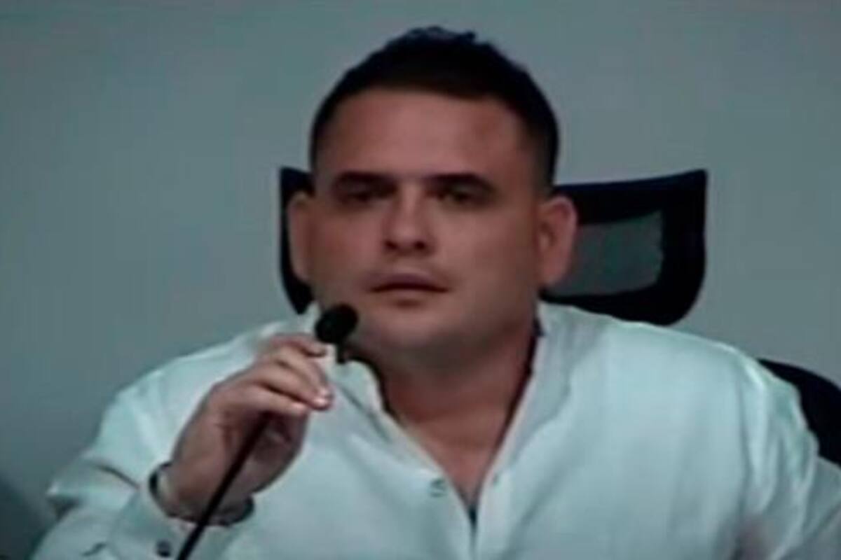 Impiden que el concejal Pedro Aponte dirija la primera plenaria del Concejo