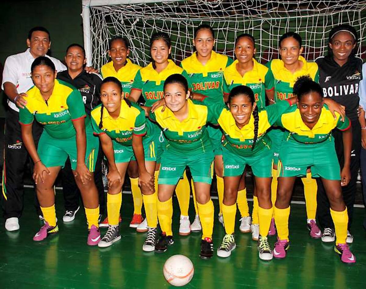 El equipo de Bolívar se clasificó al cuadrangular final del Zonal Clasificatorio de Futsalón Femenino que se realiza en el coliseo Northon Madrid de Cartagena. Zenia Valdelamar - El Universal