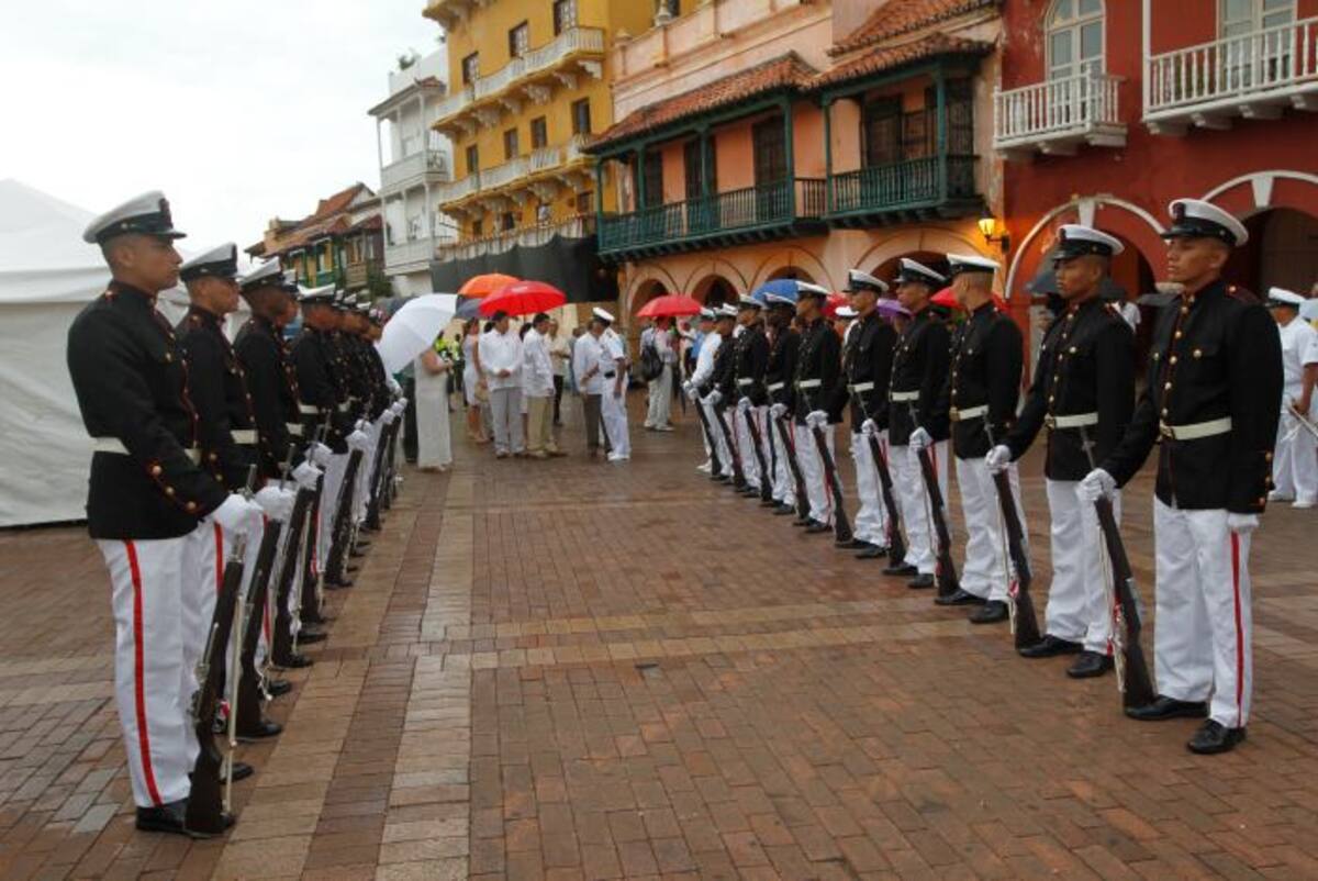 La ceremonia se hizo en la Plaza de los Coches. AROLDO MESTRE-EL UNIVERSAL