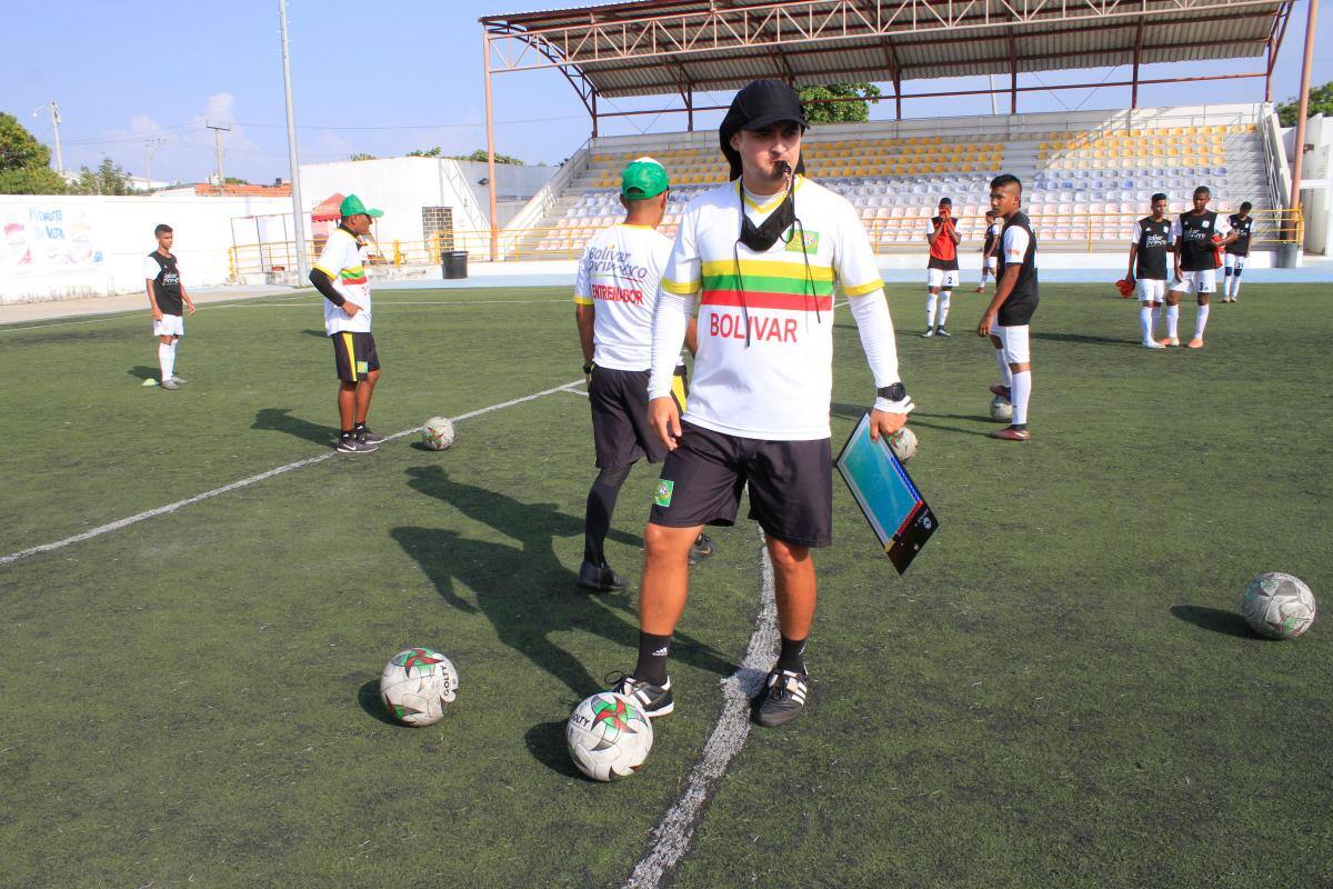 “Este equipo es una familia”: Steven Sánchez, técnico de Bolívar