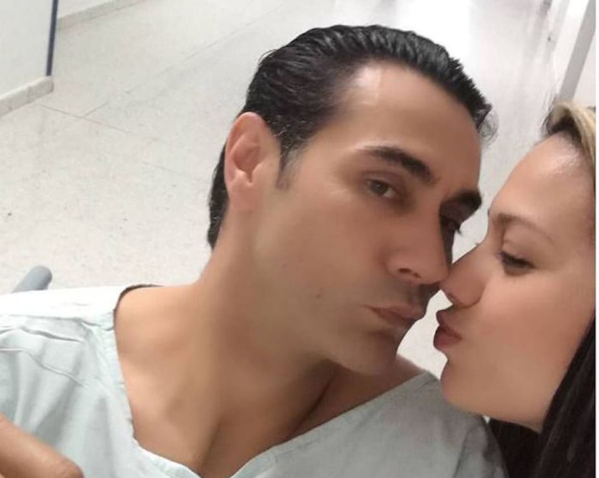 Mauro Urquijo y su esposa. INSTAGRAM.
