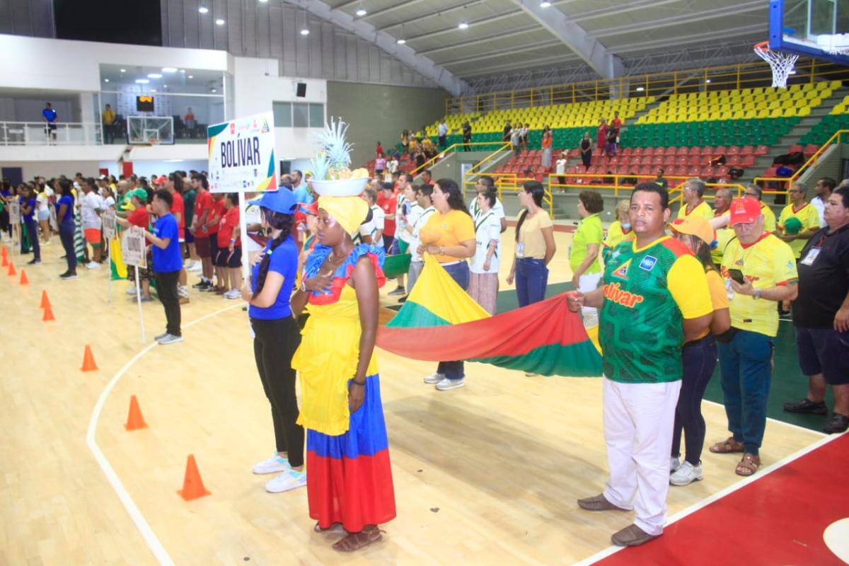 Ingenieros y arquitectos se integran gracias al deporte