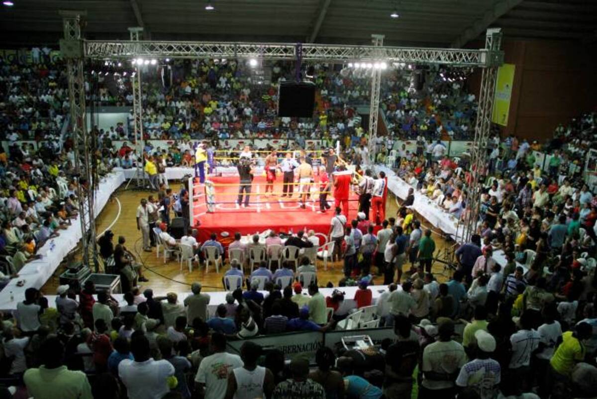 Así lució el coliseo Bernardo Caraballo durante la velada "Duelo de Nacionaes II" Óscar Díaz Acosta-El Universal