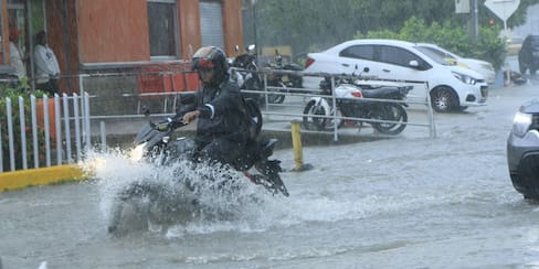 En fotos: torrencial aguacero desata el caos e inundaciones en Cartagena