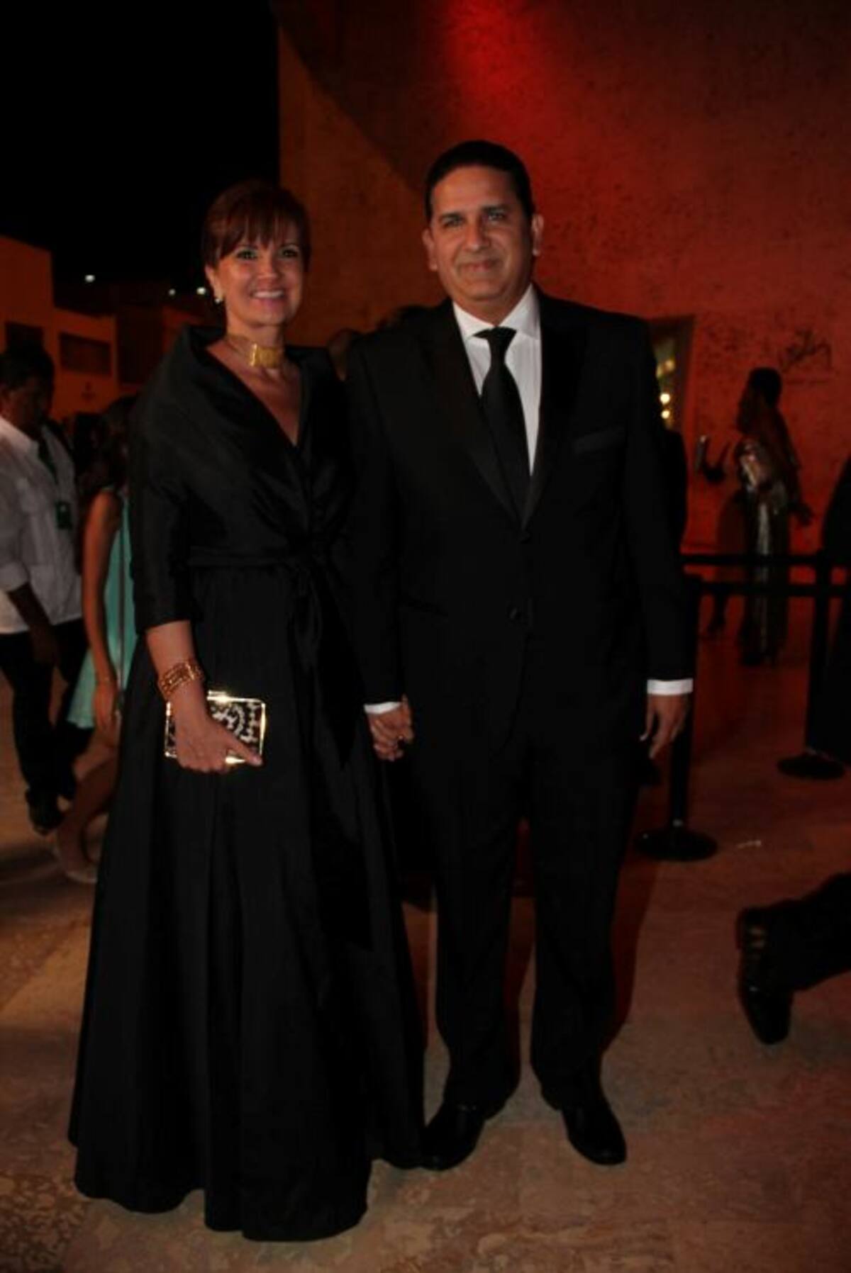 Ana Elvira de Gossaín y Juan Carlos Gossaín.