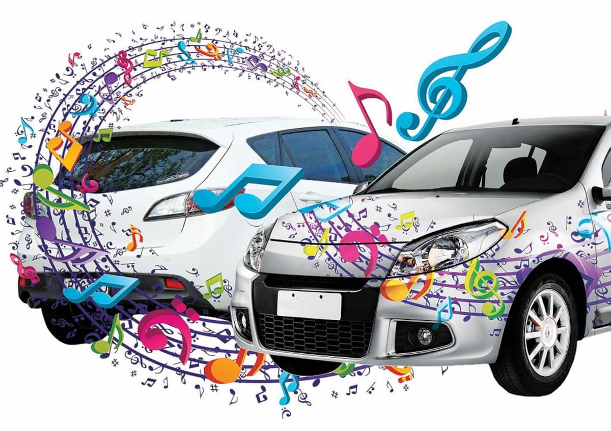 El carro es uno de los lugares preferidos para escuchar música. Diseño: El Universal