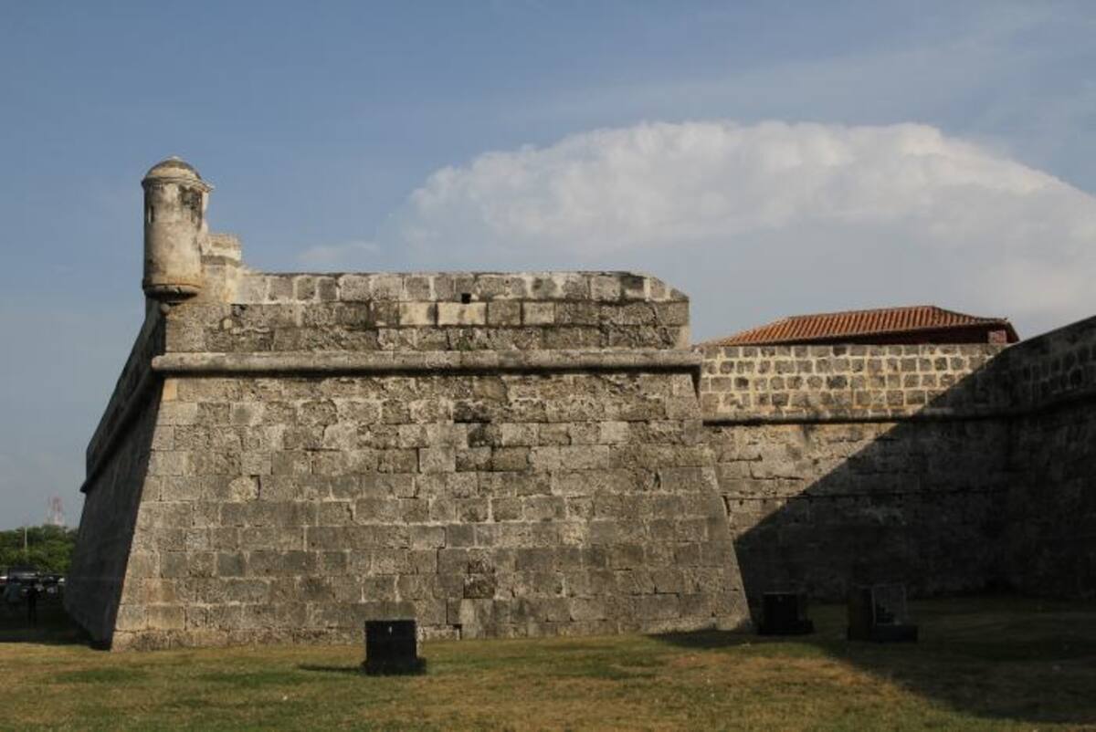 La Etcar detalló que la muralla se mantiene estable en un 76%, sólo un 24% presenta una mayor concentración de patologías. Oscar Díaz - El Universal.
