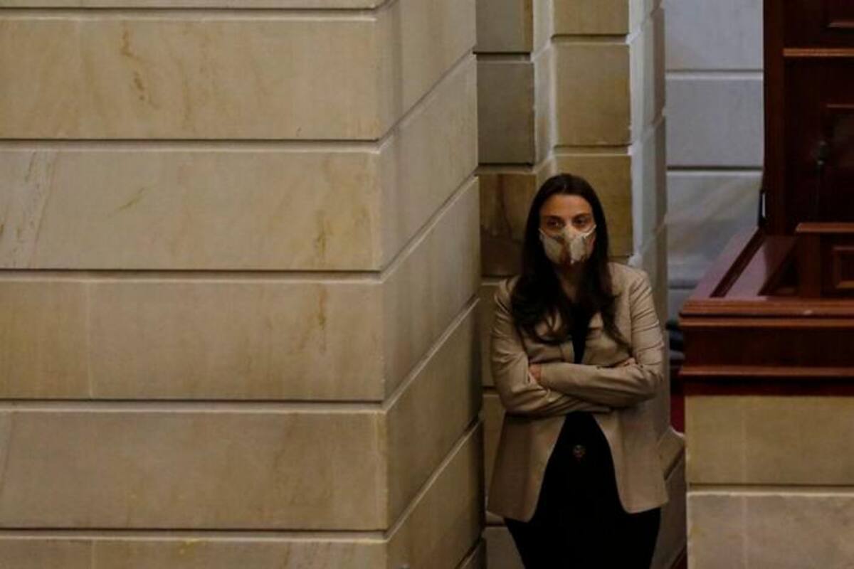 Centros Poblados: juez rechaza como víctima a la exministra Abudinen