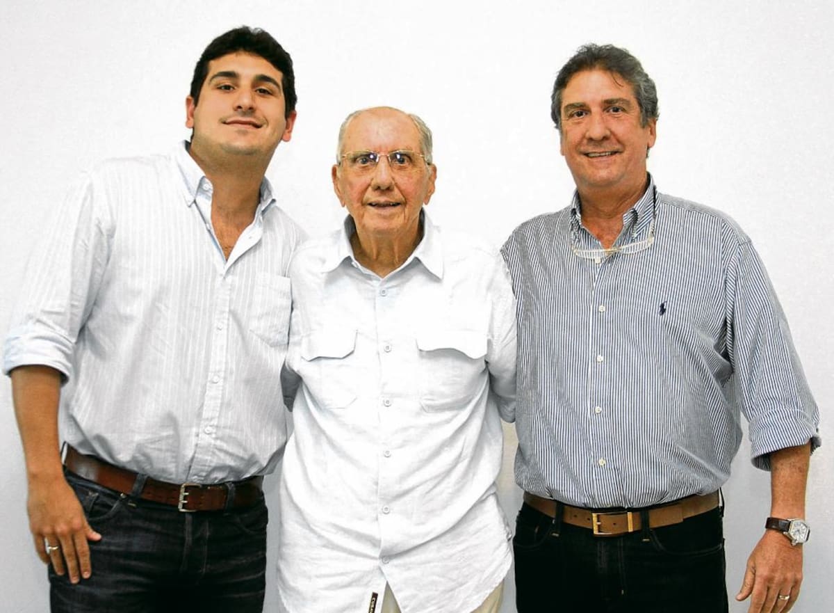 Arturo Gómez Munévar, Arturo Gómez Pombo y Arturo Gómez Stevenson. fotos Maruja Parra/El Universal/