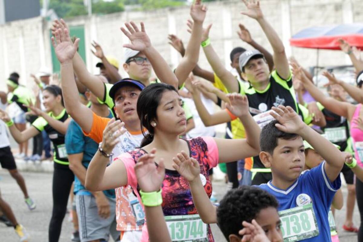 "Maratón A+10K" se hizo de manera simultánea en más de 35 ciudades de Colombia, entre ellas Montería, Cali, Bogotá, Pasto, Cúcuta; en cinco de Ecuador y San Cristóbal, en Venezuela. Julio Castaño-El Universal.