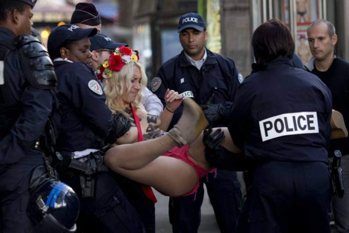 AFP KENZO TRIBOUILLARD