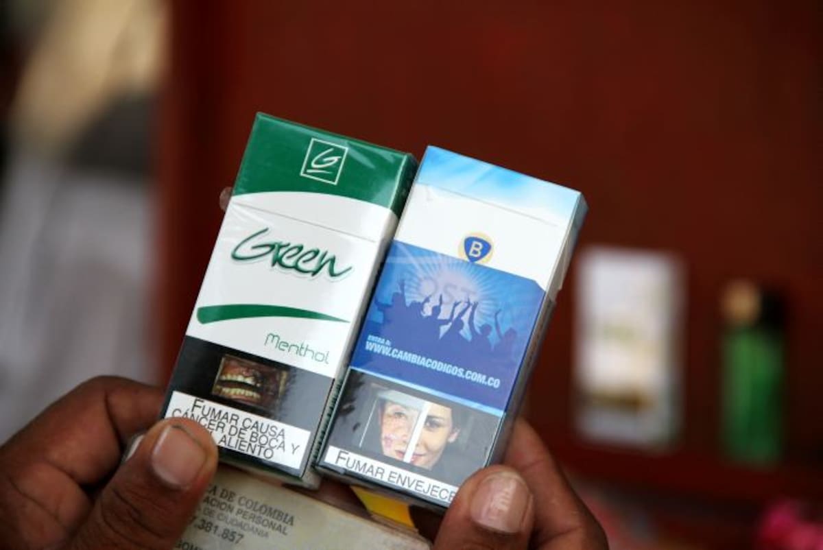 Los jóvenes de entre 16 y 18 años de edad son quienes más fuman en Colombia. Oscar Diaz Acosta - El Universal