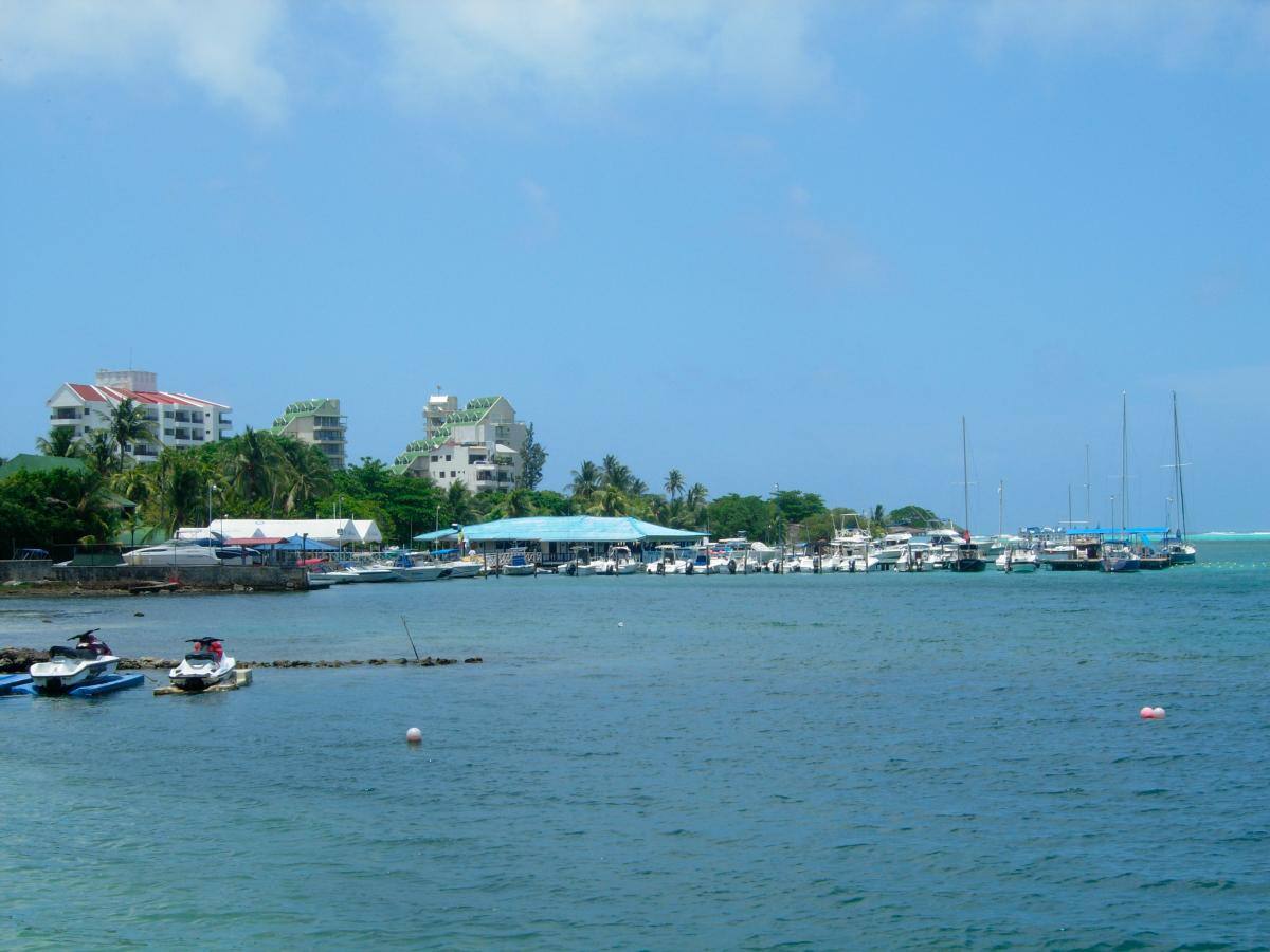 Panorámica parcial de la zona hotelera de San Andrés. // HFA- EL UNIVERSAL