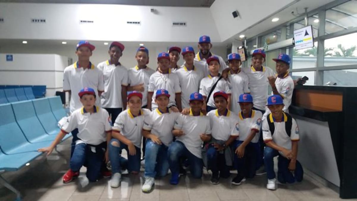 Grupo de peloteritos de la selección Colombia Sub12 que viajó a México para el Panamericano de Béisbol Cortesía
