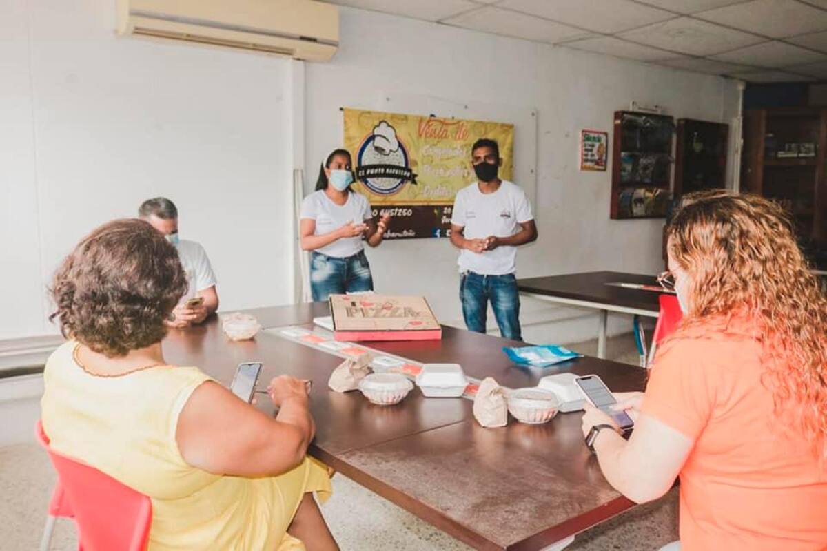 Emprendedores en Cartagena recibieron capacitaciones para sus negocios