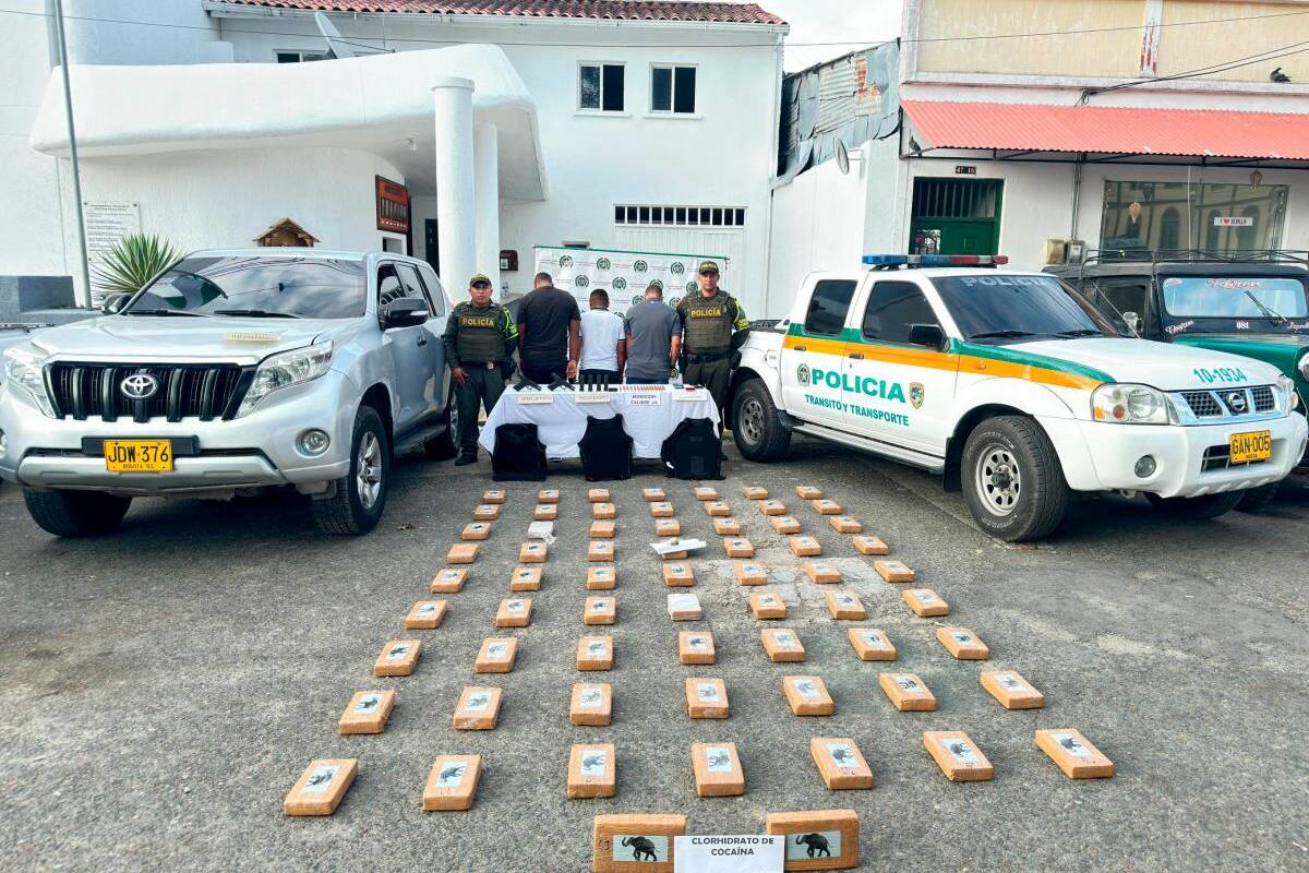 Capturan a firmante de paz que movilizaba cocaína en camioneta de la UNP