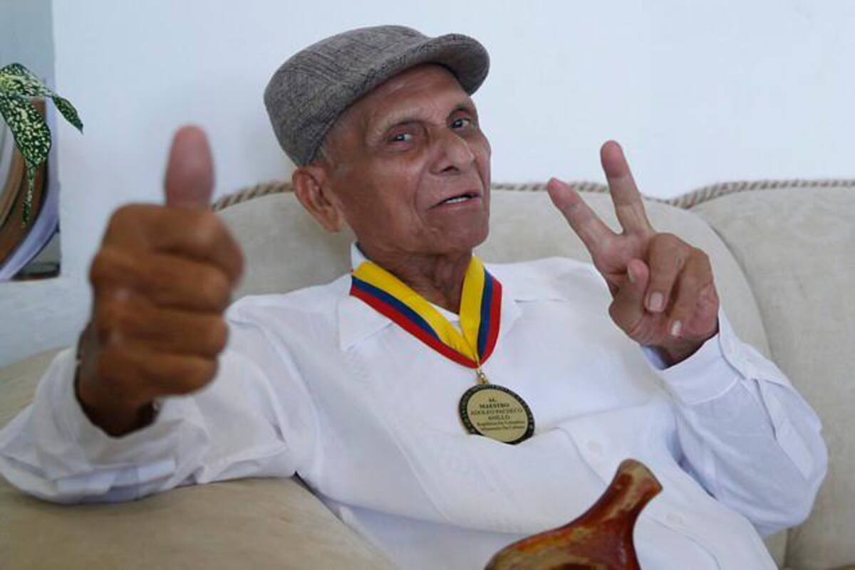 Adolfo Pacheco es un gallero consagrado. // Colprensa