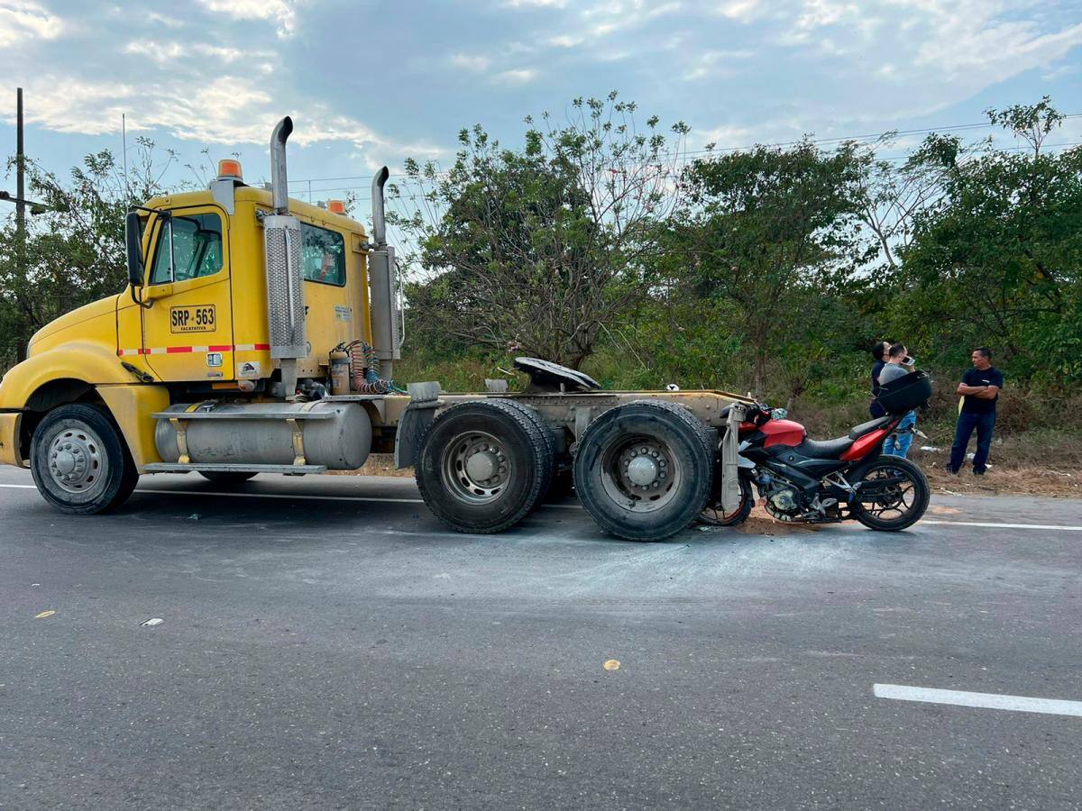 Accidente en la variante mamonal gambote turbana.