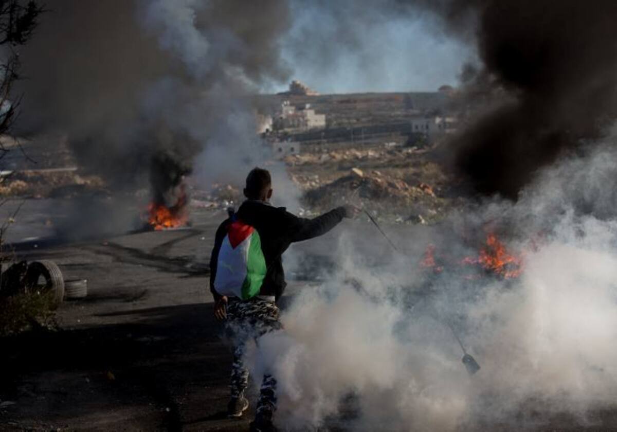 Cientos de palestinos resultaron heridos en enfrentamientos con las fuerzas de seguridad en Jerusalén Este, Gaza y Cisjordania. EFE