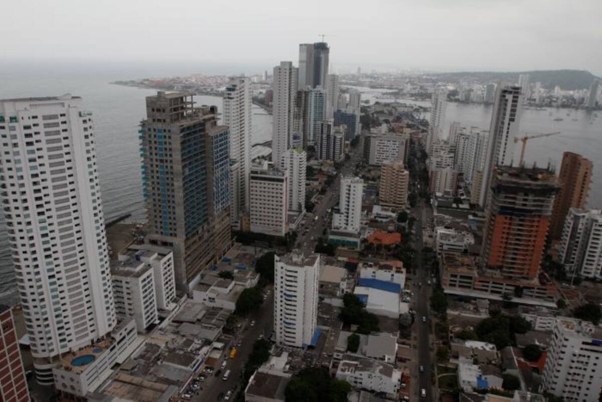 Panorámica de Bocagrande, un caserío de pescadores, donde en los años 40 y 50, la empresa norteaméricana Andian Corporation construye viviendas y marca su desarrollo. Archivo