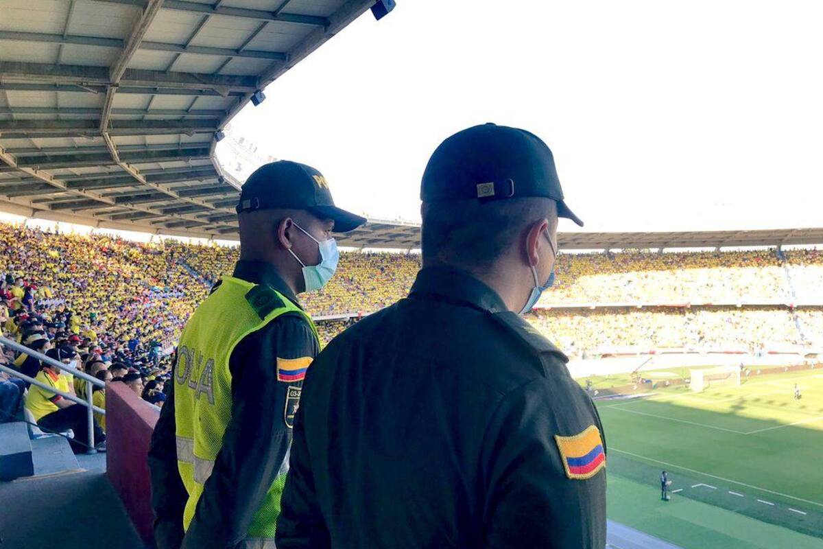 Policía detectó más de 6.000 boletas falsas en el partido Colombia-Perú