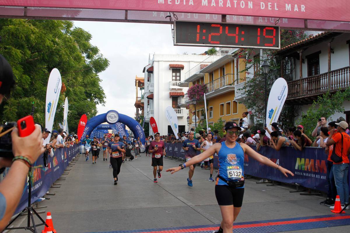 ¡En sus marcas, listos...! Se corre el domingo Media Maratón del Mar