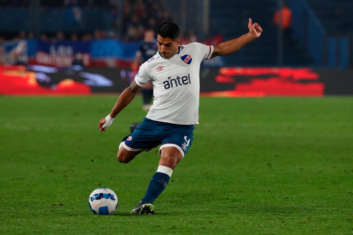 Luis Suárez debutó sin victoria con Nacional en la Copa Sudamericana