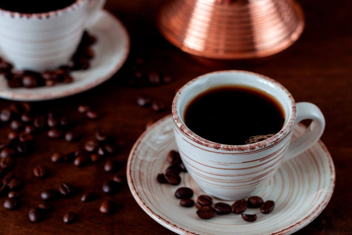 ¿Café con o sin azúcar? Expertos en nutrición resuelven la duda