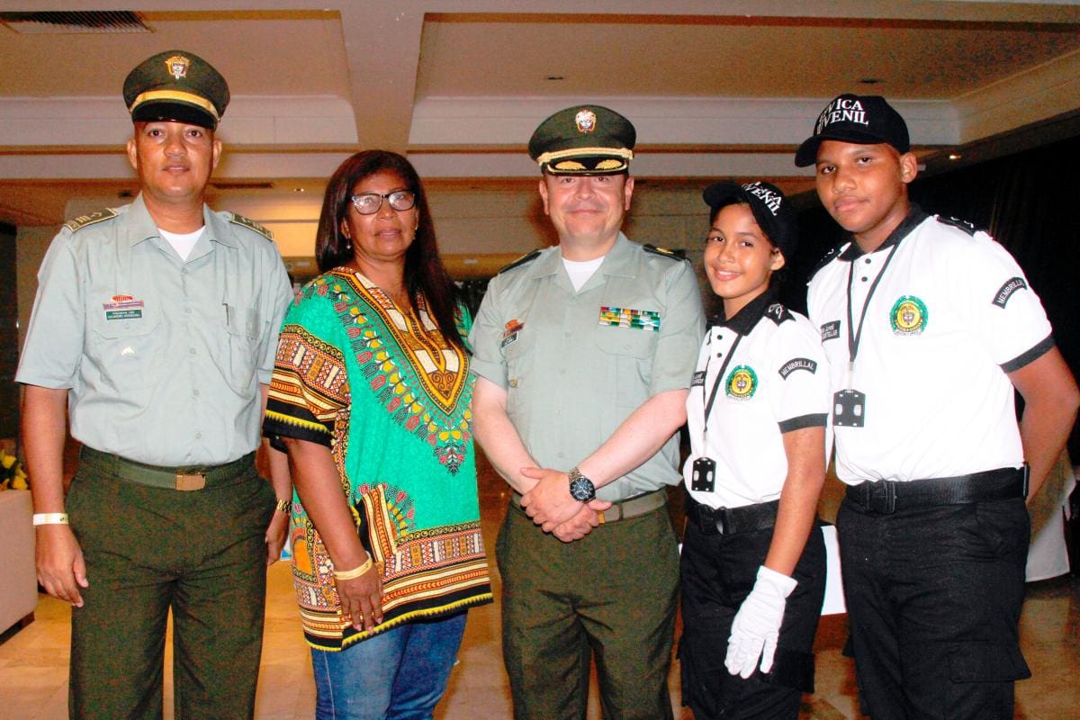 Alejandro Hormechea, Yenis Simancas, Ricardo Ardila, Dina Barrios y Hugo Castellón.