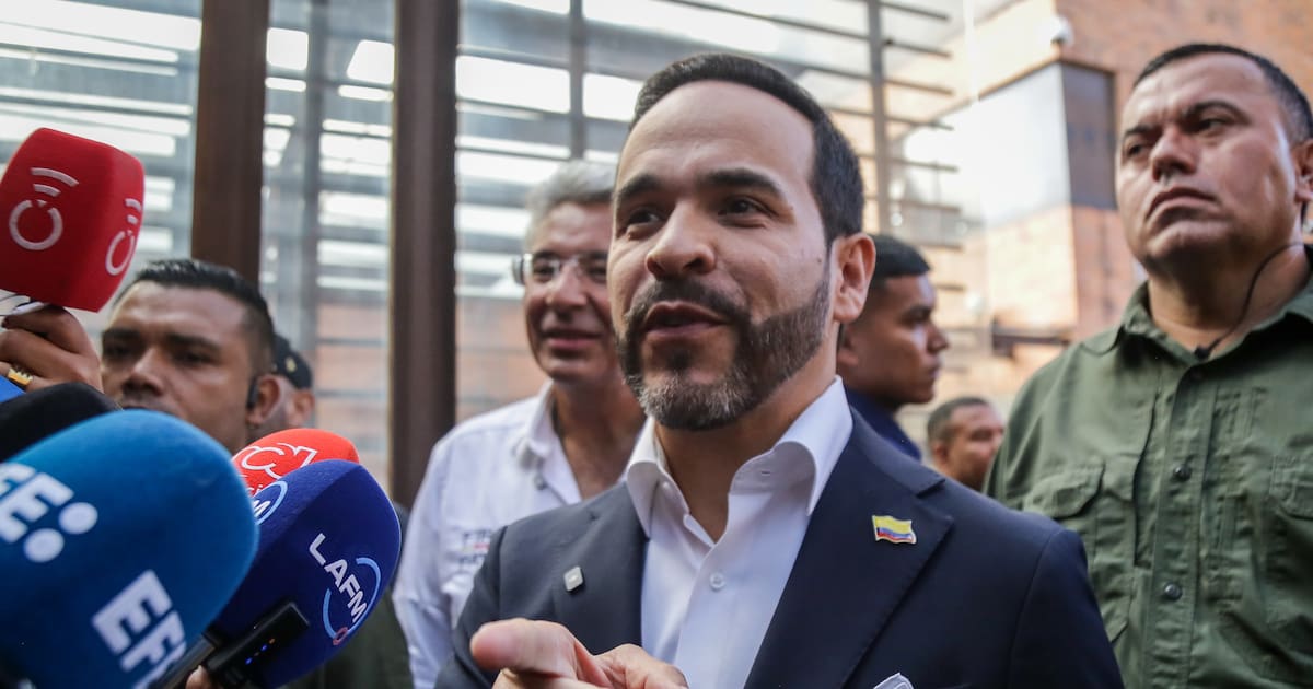 Abelardo de La Espriella denuncia ante EE. UU. presuntos vínculos de Iván Cepeda