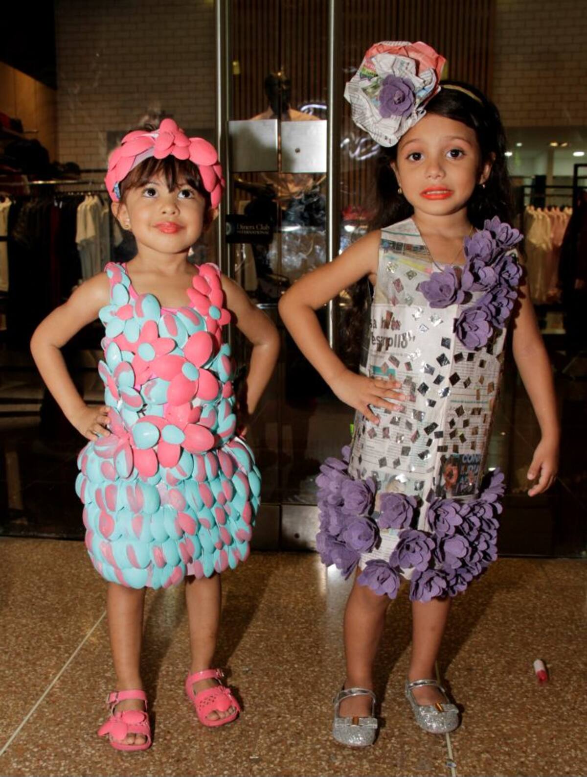 María Camila Ariza y Julieta Verona. MARUJA PARRA