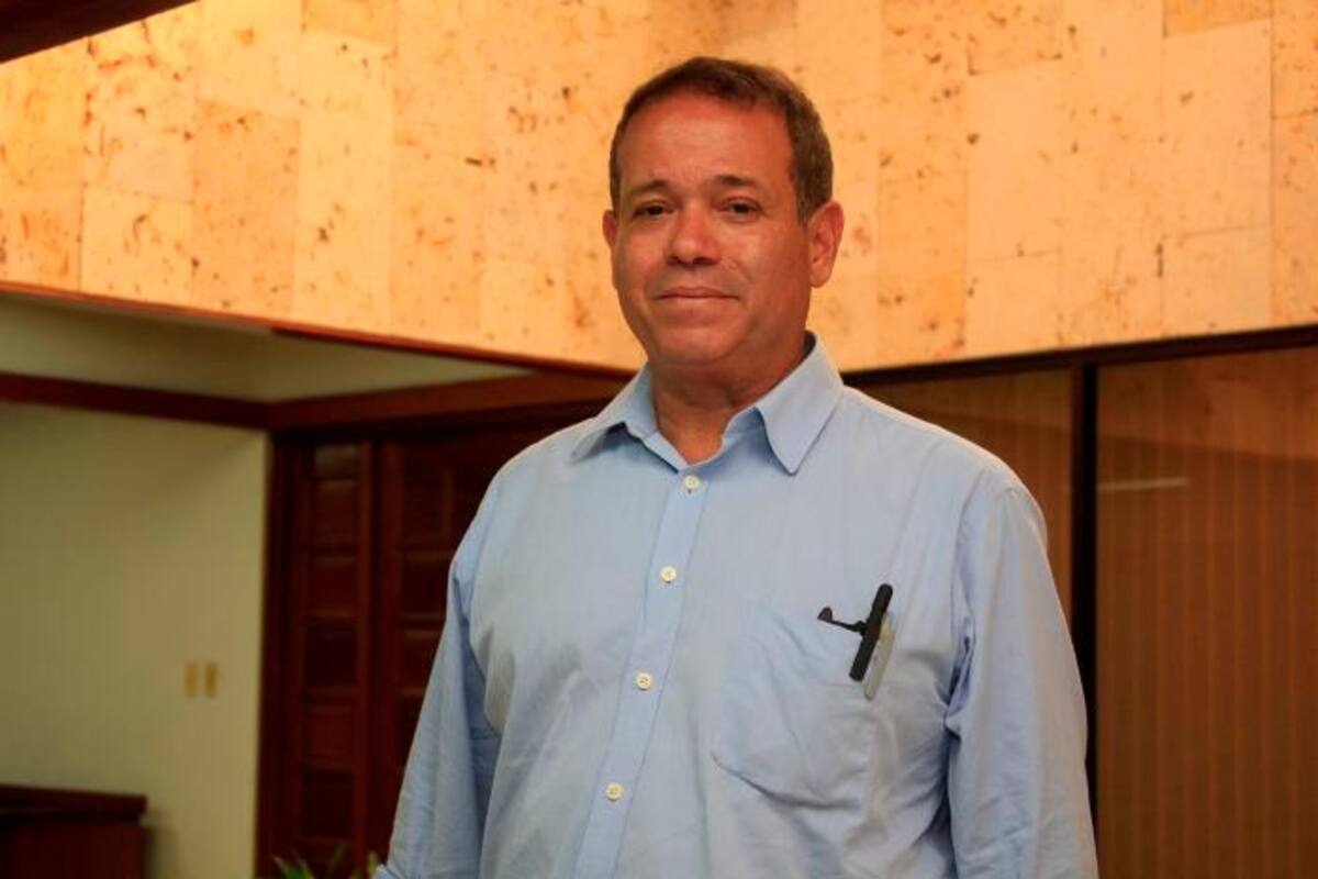 ¿Se va el jefe de Comunicaciones del alcalde William Dau?