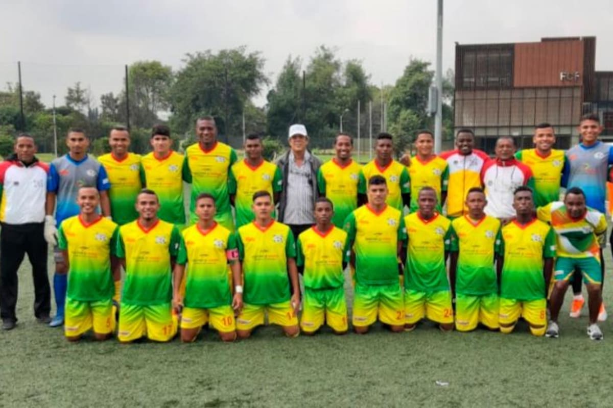 Bolívar, con jugadores que piden pista en la profesional