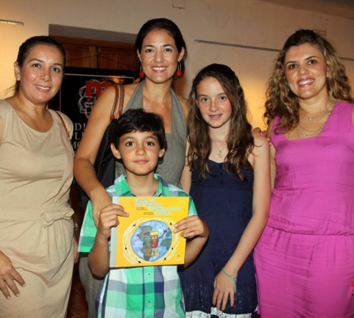 Mónica Quiroga, Yoli Arrázola, Nicole Thiriez, Patrick Thiriez y Mary Garrido.