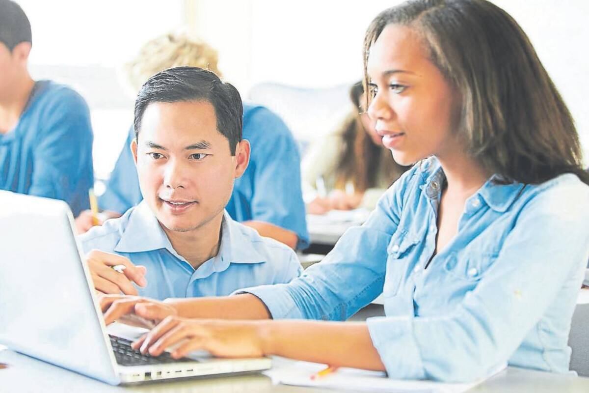 Ambiente académico y tecnología, esenciales en la formación posgradual