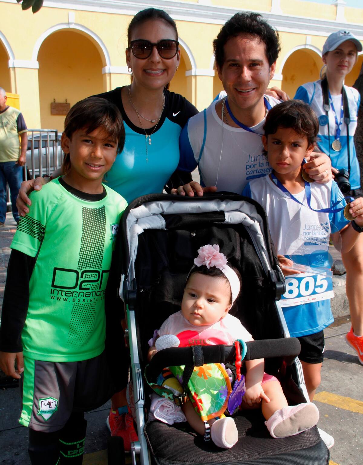Tomás Angulo, Angélica Mendoza, Mauricio Angulo, Martín Angulo y María del Mar Angulo.