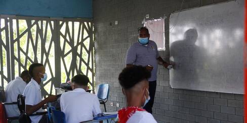 El 90% de los estudiantes del país ya regresaron a clases presenciales