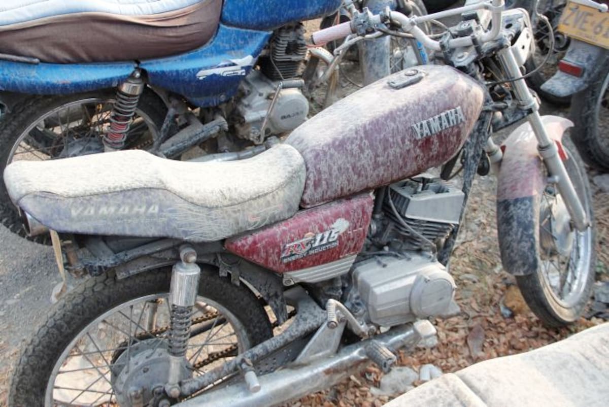 Estos vehículos no pueden ser utilizados ni chatarrizados, esperan en estos lugares hasta que su dueño pague las infracciones que las atan a ese destino Santiago Preciado Púa