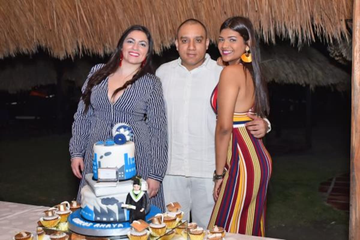 Soraya Vanessa Rosales, Orley David Peñata y Daniela Soler Bayuelo.