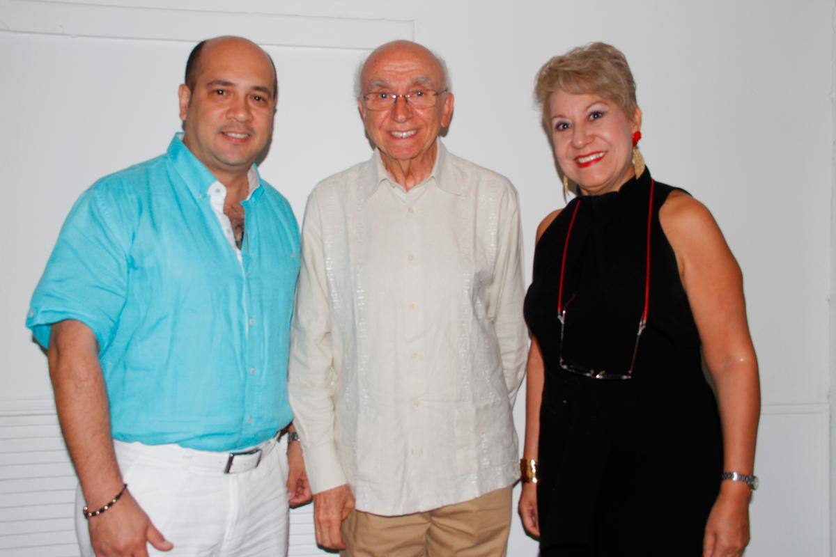 Armando Noriega, Jorge Valencia Jaramillo y Sonia Barrero.