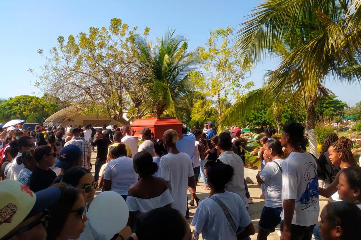 Fotos: así fue el entierro de Billy Salgado, asesinado para robarle su moto